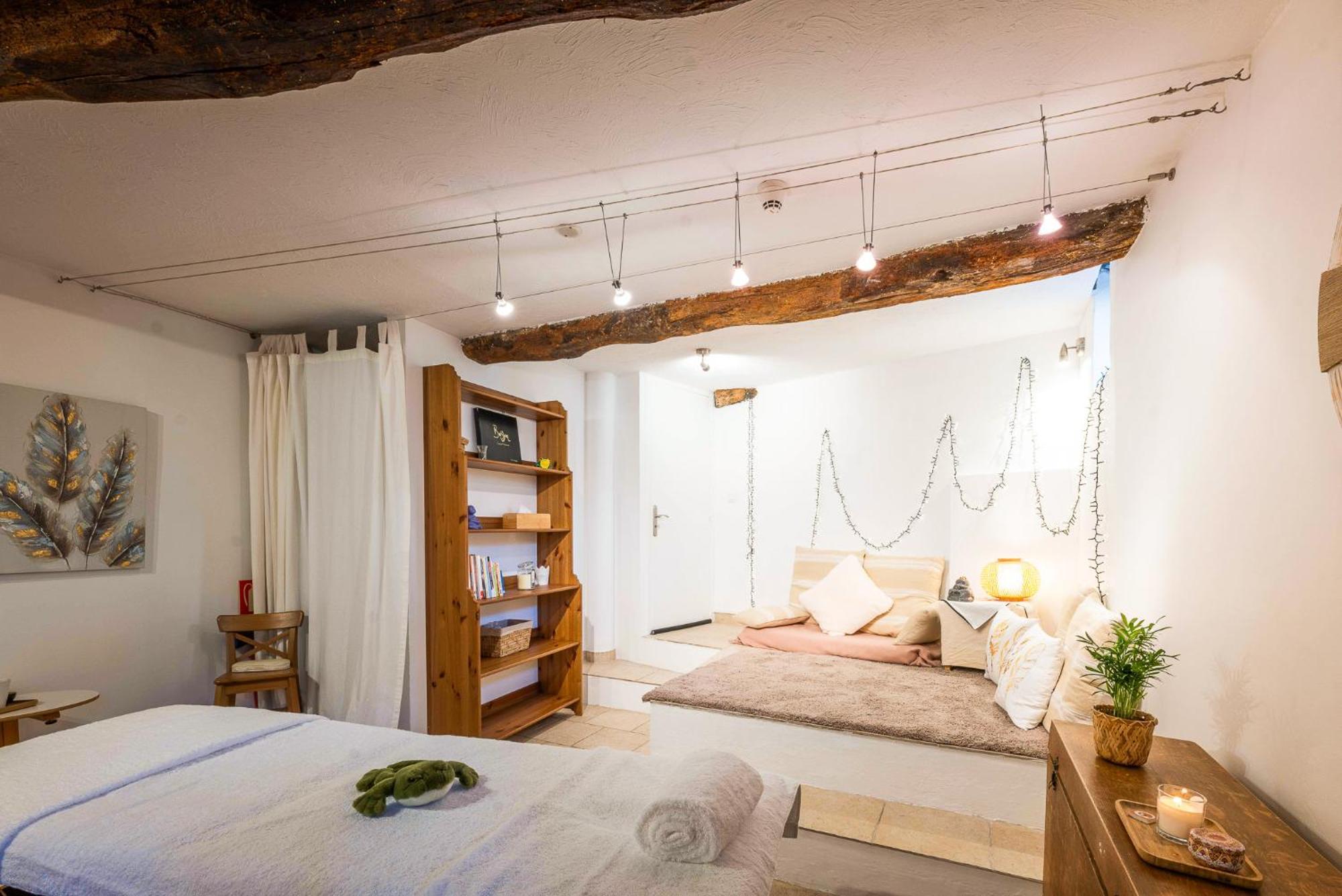 The Frogs' House - Yoga Retreat Bed & Breakfast Saint-Jeannet  Exterior photo
